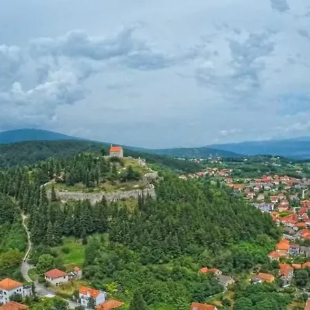 Deluxe Bono Sinj